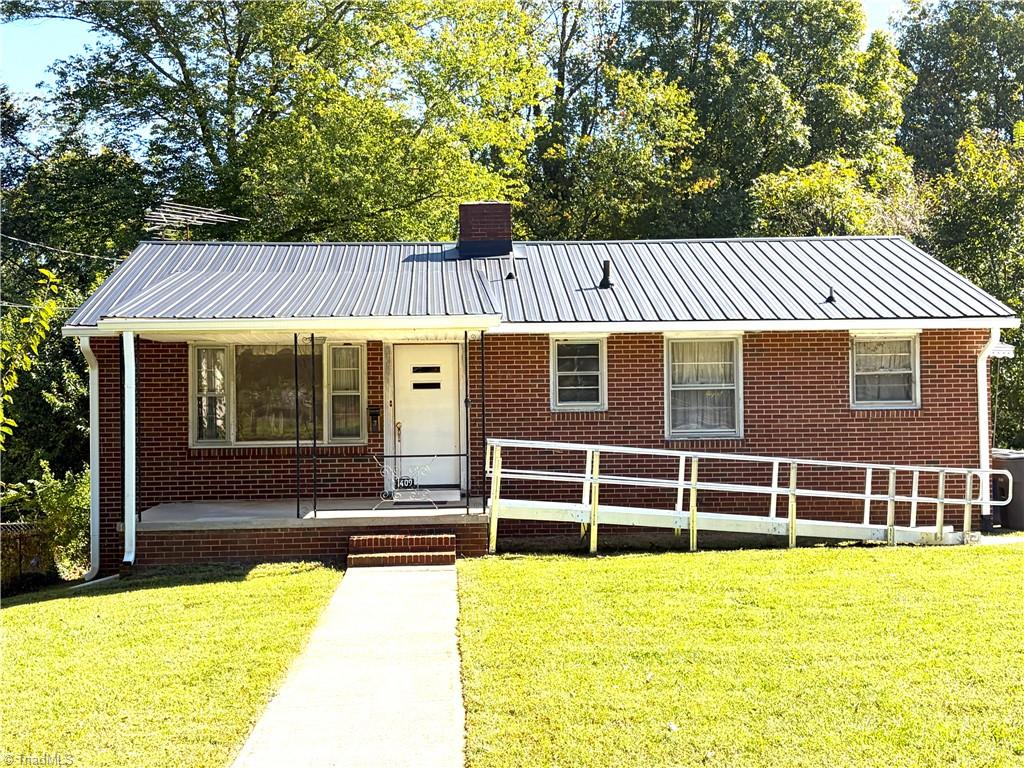 Photo of 1409 Irving Street, Winston-Salem, NC 27103 (MLS # 1239009)