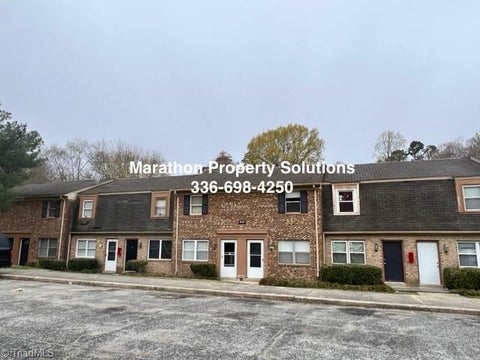 Homes For Rent - 3923 Overland Heights #B<br/> Greensboro, NC 27407