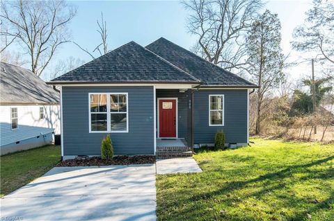 Homes For Sale - 909 Franklin Street<br/> Thomasville, NC 27360