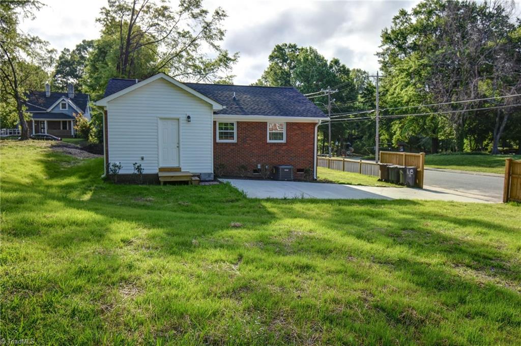 714 Martin Street, Greensboro, North Carolina image 32