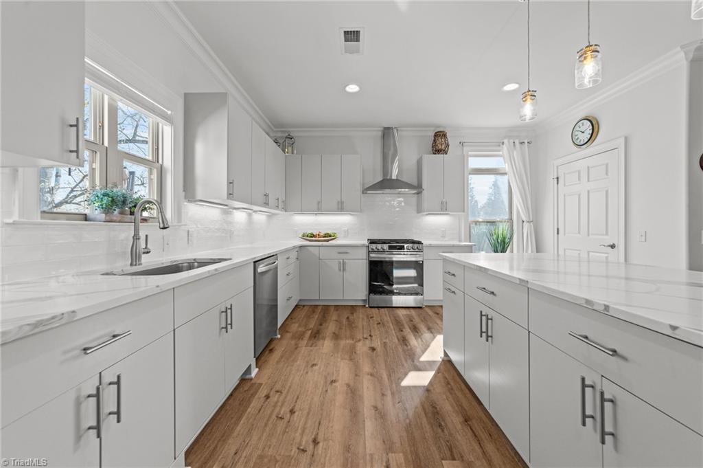 8087 Chilcutt Drive, Browns Summit, North Carolina image 3