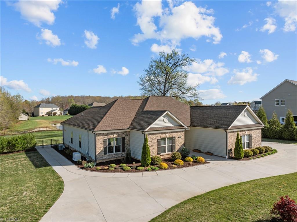 8087 Chilcutt Drive, Browns Summit, North Carolina image 8