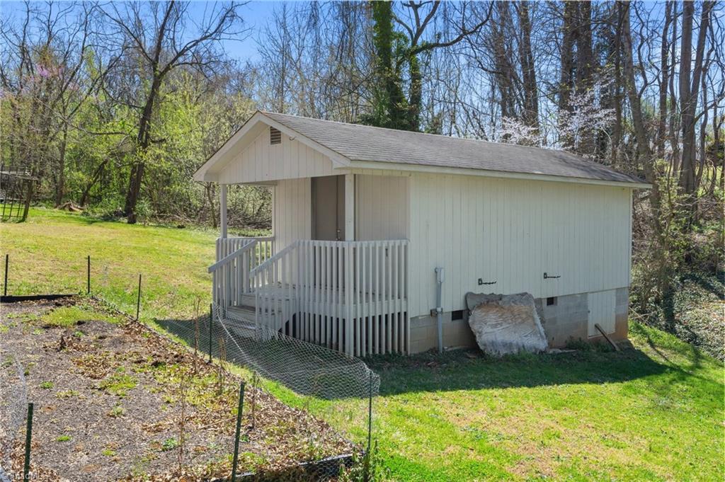105 Ryan Street, Lexington, North Carolina image 42