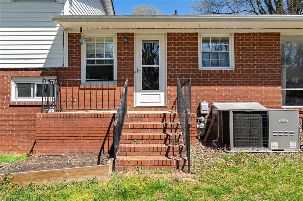 105 Ryan Street, Lexington, North Carolina image 36
