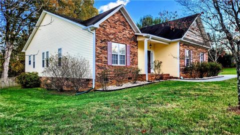 A home in Yadkinville