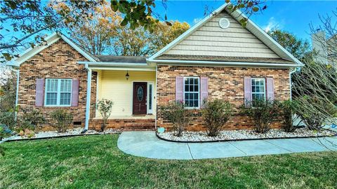 A home in Yadkinville