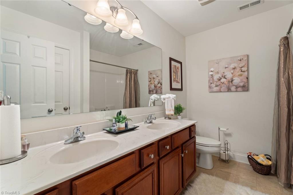 Winston-Salem, North Carolina 27105, United States, 4 Bedrooms Bedrooms, ,3 BathroomsBathrooms,Residential,Active,116986