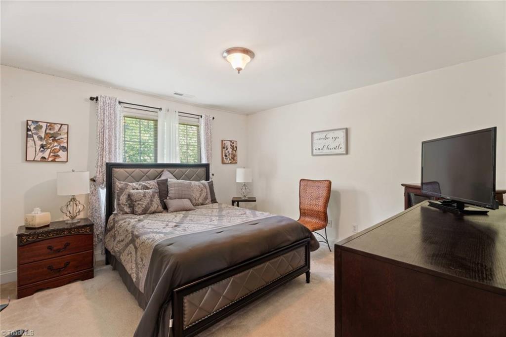 Winston-Salem, North Carolina 27105, United States, 4 Bedrooms Bedrooms, ,3 BathroomsBathrooms,Residential,Active,116986