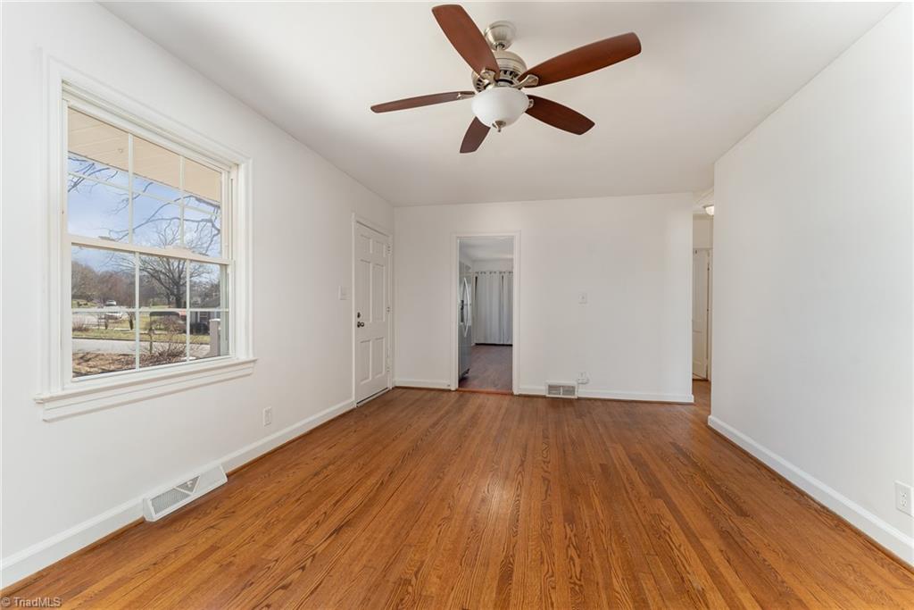 Photo 9 of 19 of 400 Edney Ridge Road house