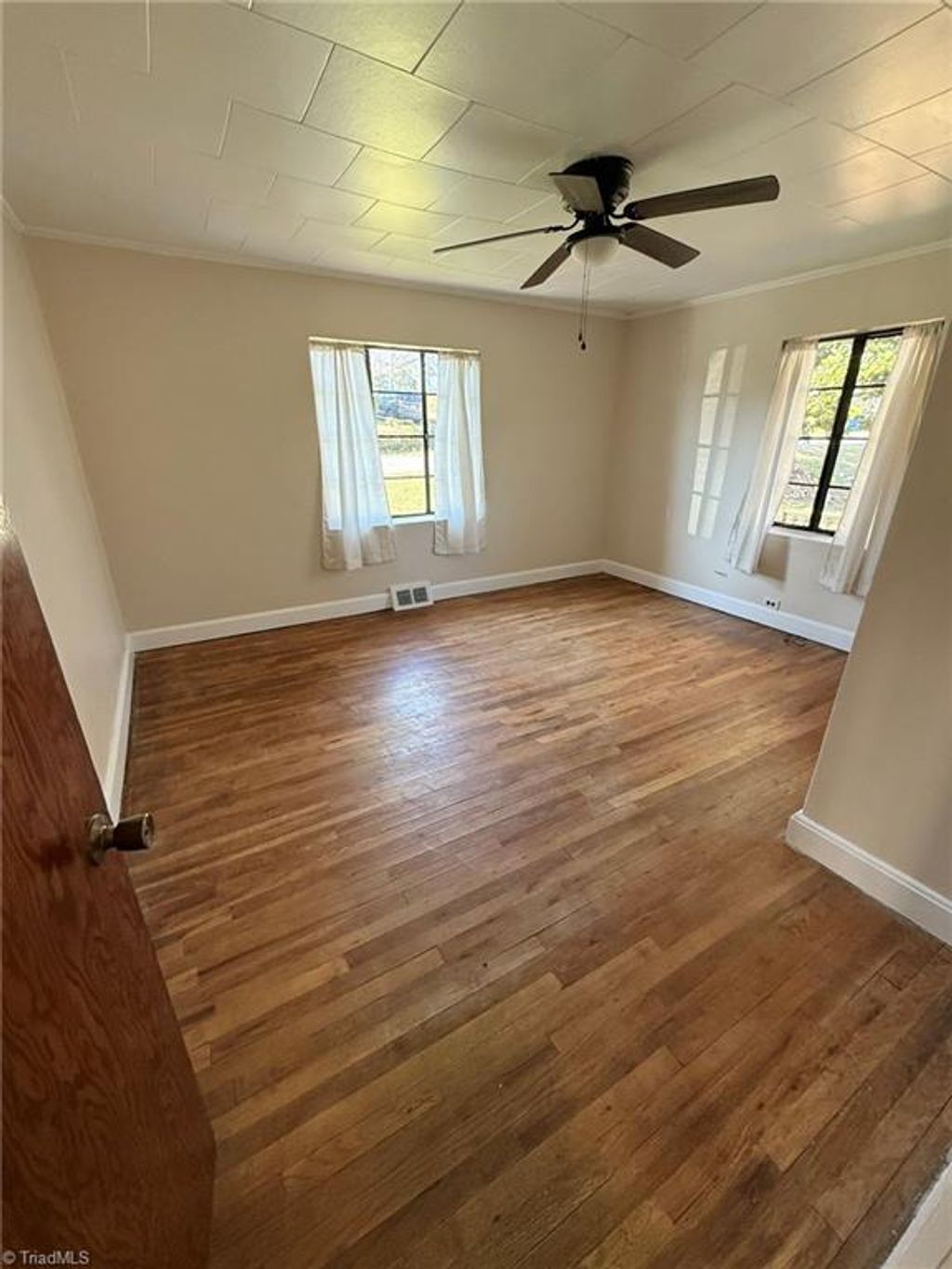 Photo of 722 Maiden Lane, Mount Airy, NC 27030 (MLS # 1222338)