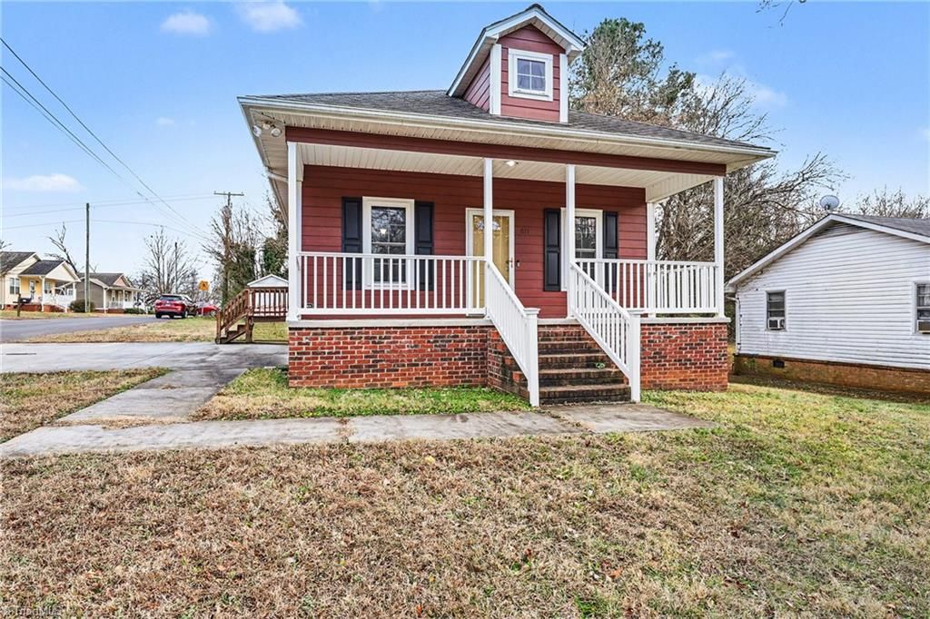 Photo of 611 Tussey Street, Lexington, NC 27292 (MLS # 1206907)