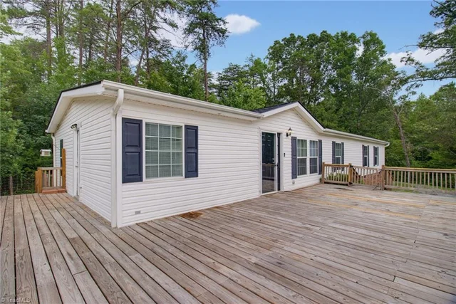 1748 Nc Highway 772, photo 2 of 32