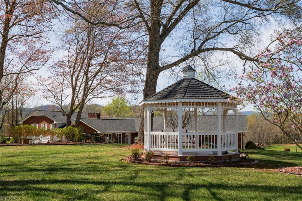 924 Pleasant Home Church Road, Millers Creek, North Carolina image 10