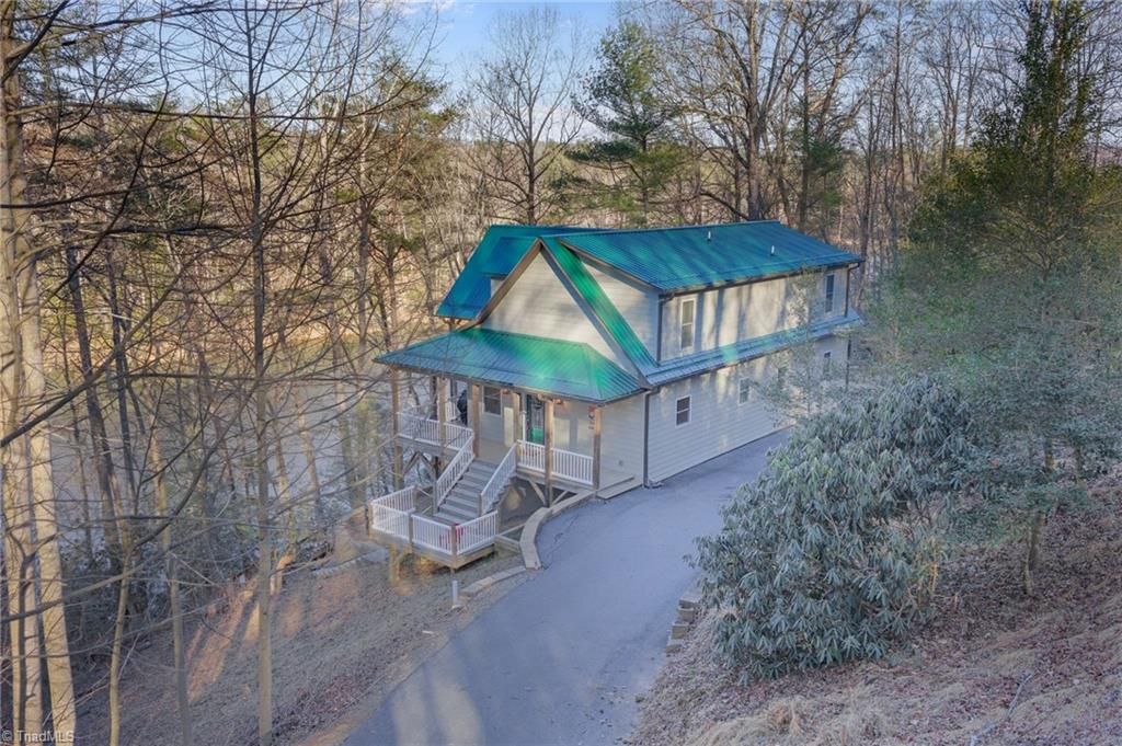 Photo of 490 Blue Heron Lane, Wilkesboro, NC 28697 (MLS # 1213321)