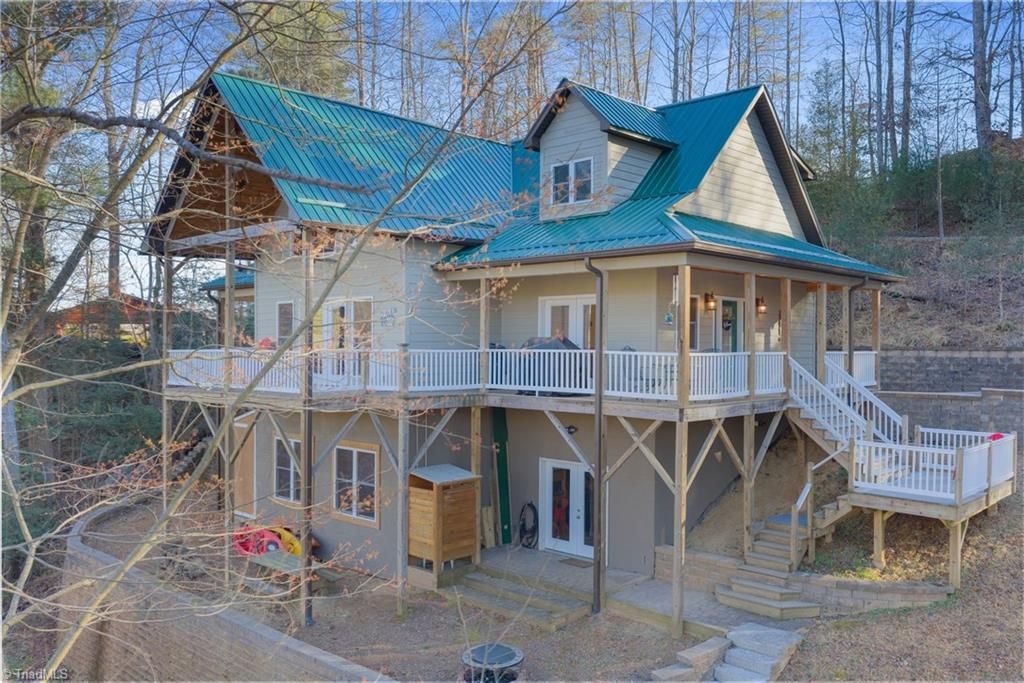 Photo of 490 Blue Heron Lane, Wilkesboro, NC 28697 (MLS # 1213321)