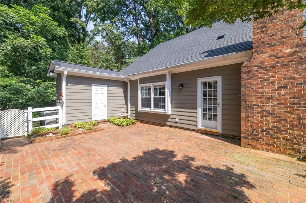 Greensboro, North Carolina 27410, United States, 3 Bedrooms Bedrooms, ,3 BathroomsBathrooms,Residential,Active,159576