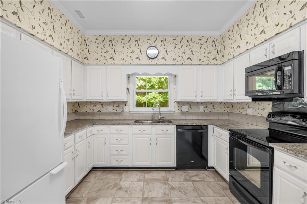 Greensboro, North Carolina 27410, United States, 3 Bedrooms Bedrooms, ,3 BathroomsBathrooms,Residential,Active,159576