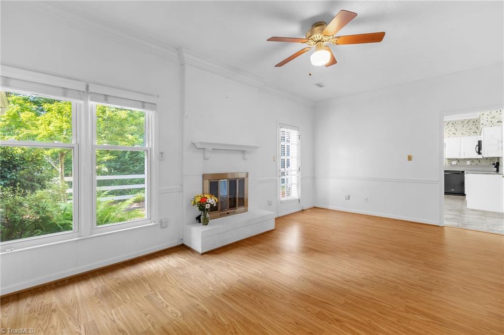 Greensboro, North Carolina 27410, United States, 3 Bedrooms Bedrooms, ,3 BathroomsBathrooms,Residential,Active,159576