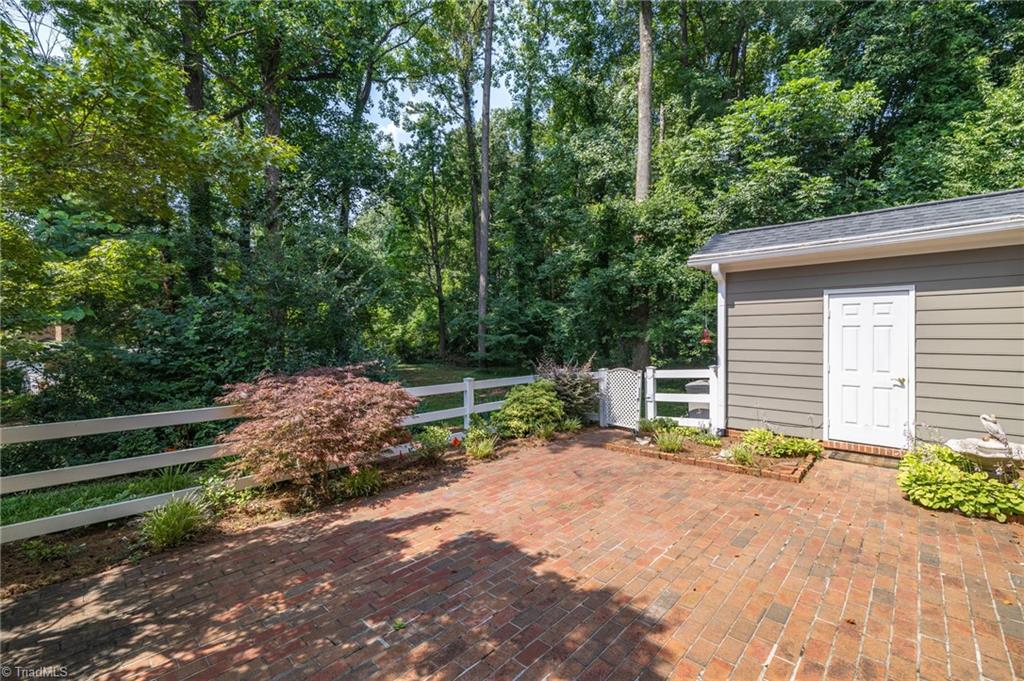 Greensboro, North Carolina 27410, United States, 3 Bedrooms Bedrooms, ,3 BathroomsBathrooms,Residential,Active,159576