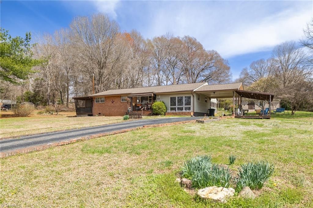 Photo of 918 Hampton Street, Eden, NC 27288 (MLS # 1212985)