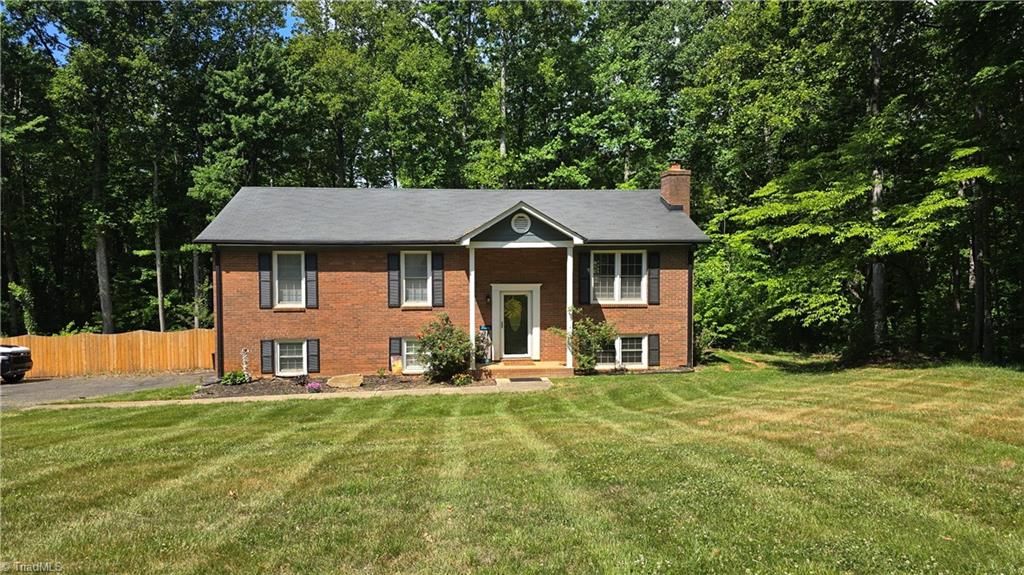 Photo of 1578 Twin Oaks Drive, King, NC 27021 (MLS # 1218561)