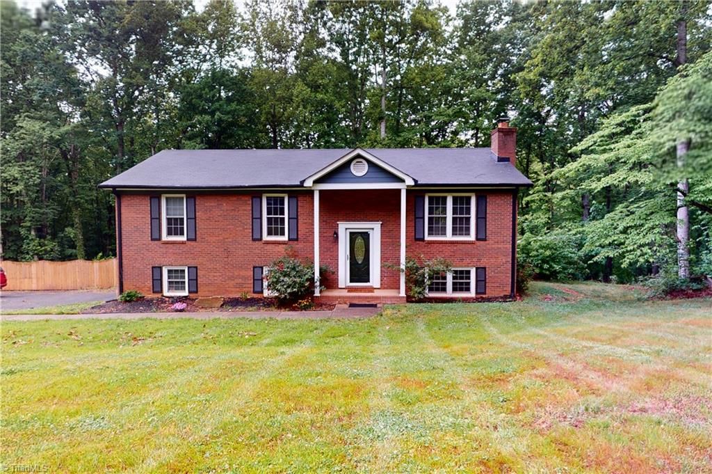 Photo of 1578 Twin Oaks Drive, King, NC 27021 (MLS # 1218561)
