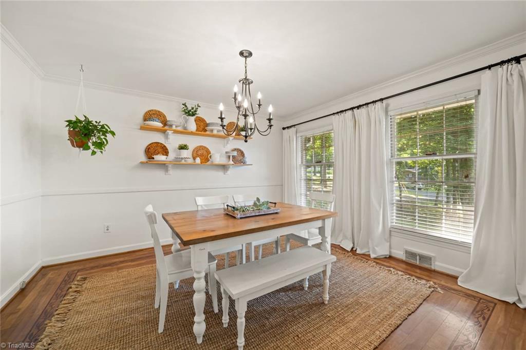 Pfafftown, North Carolina 27040, United States, 3 Bedrooms Bedrooms, ,3 BathroomsBathrooms,Residential,Pending,154076