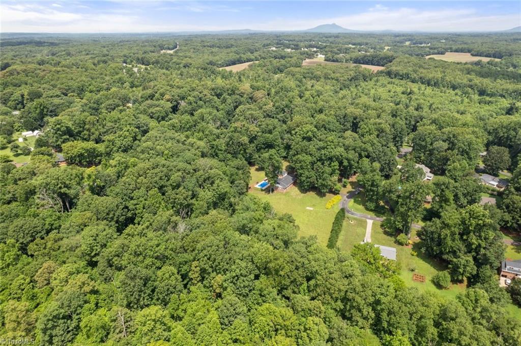 Pfafftown, North Carolina 27040, United States, 3 Bedrooms Bedrooms, ,3 BathroomsBathrooms,Residential,Pending,154076