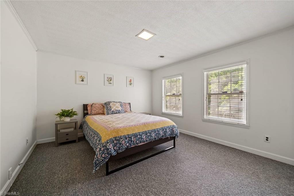 Pfafftown, North Carolina 27040, United States, 3 Bedrooms Bedrooms, ,3 BathroomsBathrooms,Residential,Pending,154076