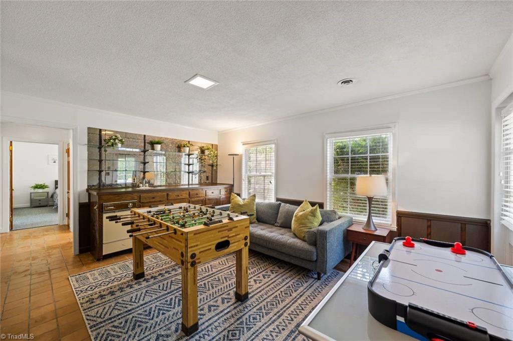 Pfafftown, North Carolina 27040, United States, 3 Bedrooms Bedrooms, ,3 BathroomsBathrooms,Residential,Pending,154076