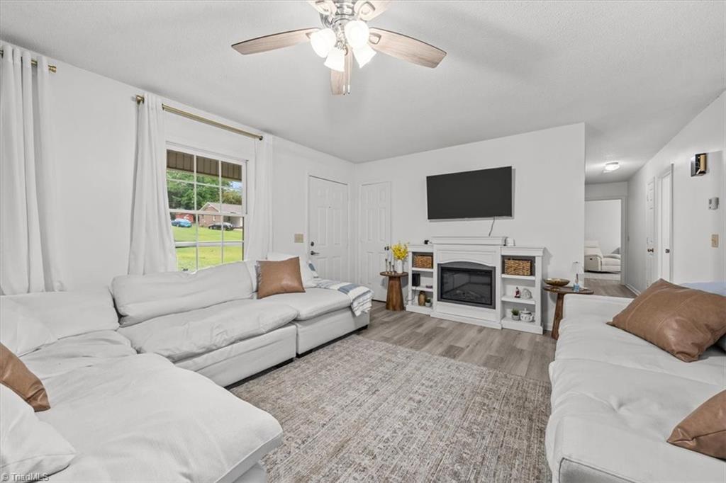 1812 Dennis Street, Asheboro, North Carolina image 3