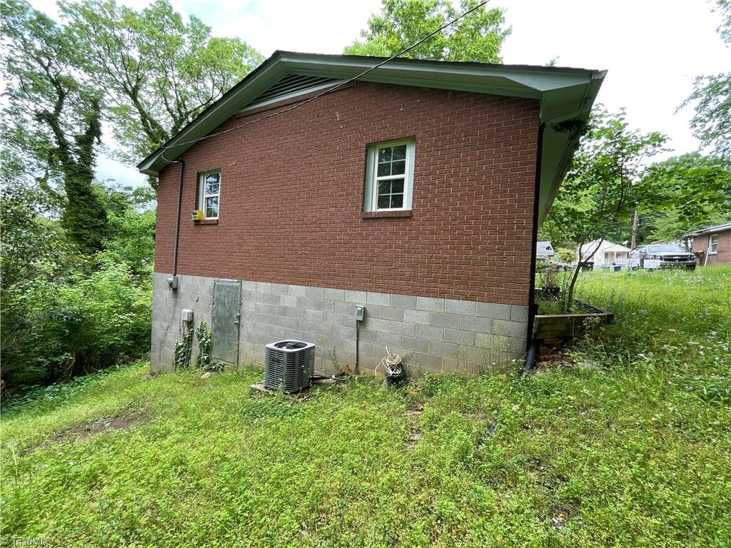 305 E 2nd Street, Lexington, North Carolina image 3
