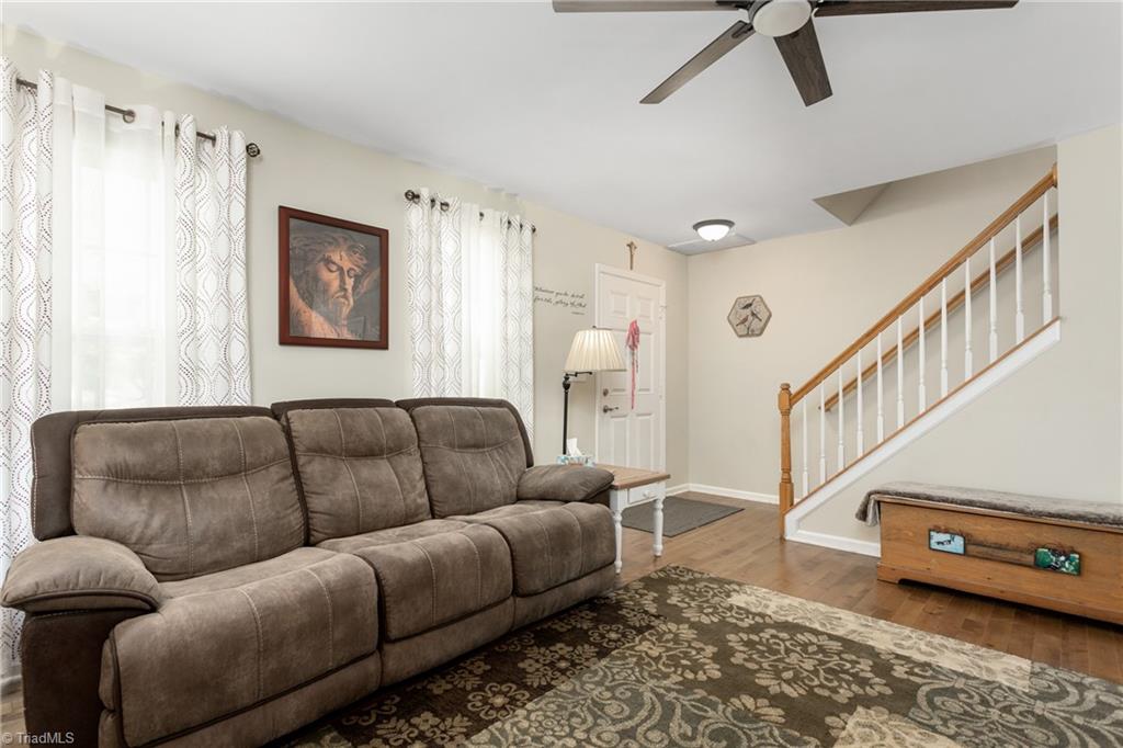 Photo 5 of 34 of 1636 Haversham Park Drive house