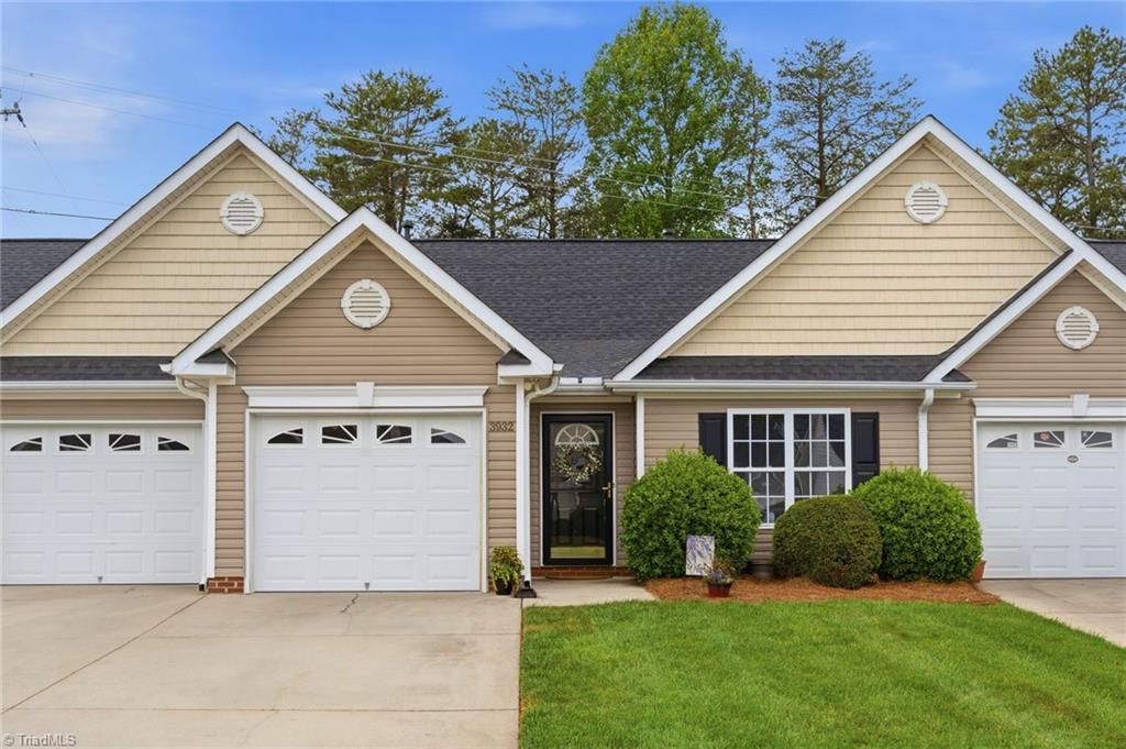 Photo of 3932 Creekside Court, Winston-Salem, NC 27127 (MLS # 1217789)