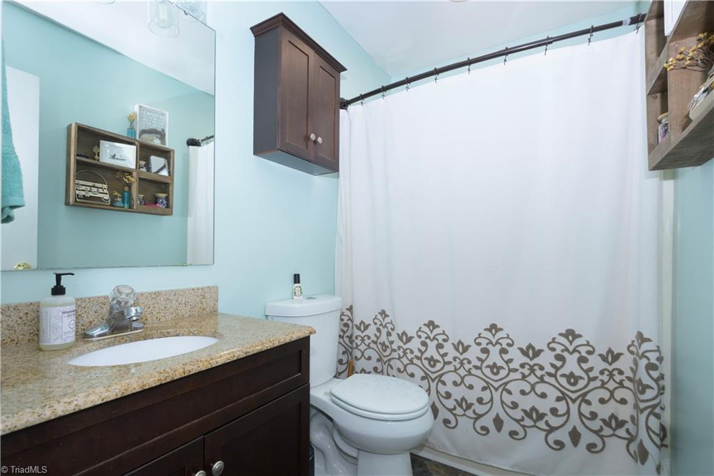 206 Koontz Avenue, Thomasville, North Carolina image 12