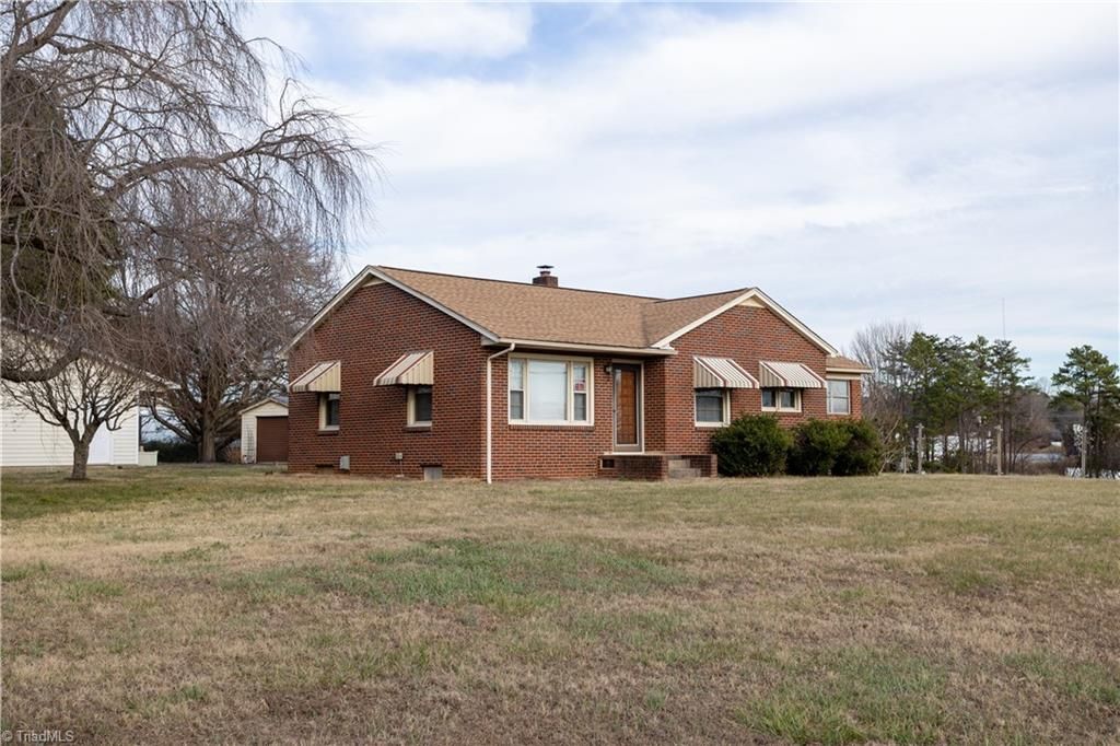 Photo of 310 Fred Sink Road, Winston-Salem, NC 27107 (MLS # 1208820)