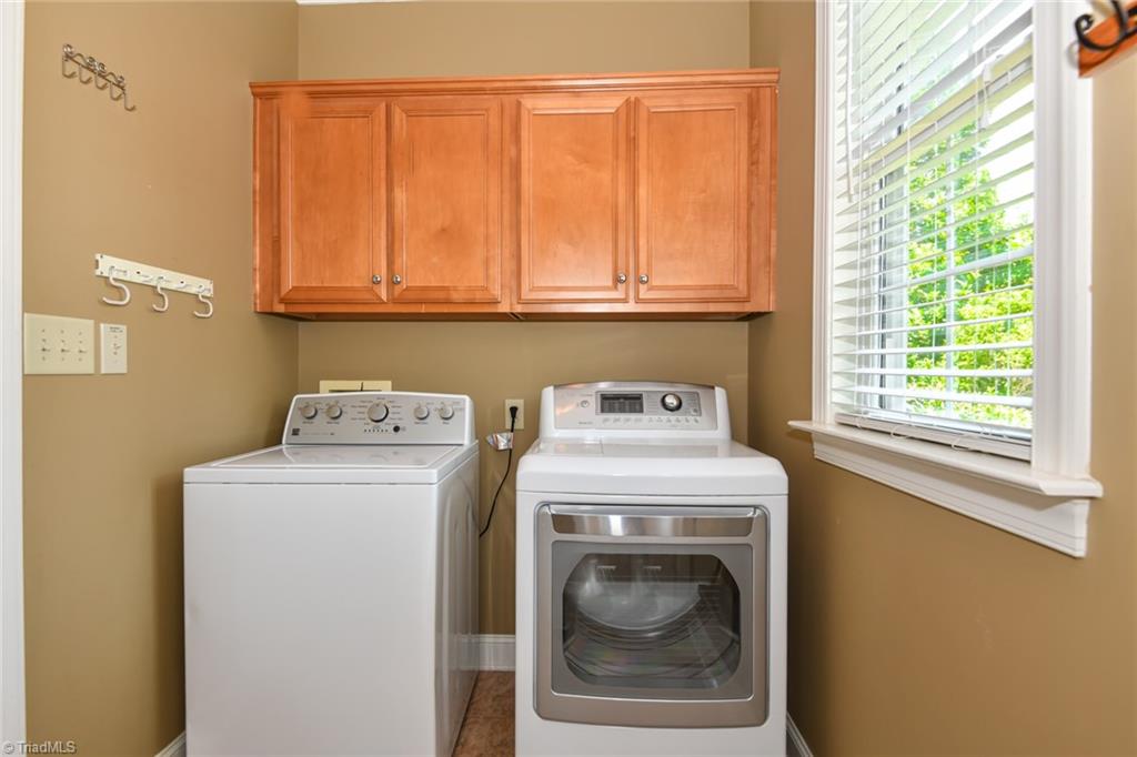 Reidsville, North Carolina 27320, United States, 3 Bedrooms Bedrooms, ,3 BathroomsBathrooms,Residential,Active,158124