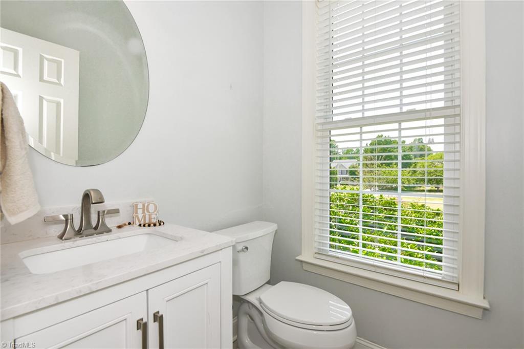 Reidsville, North Carolina 27320, United States, 3 Bedrooms Bedrooms, ,3 BathroomsBathrooms,Residential,Active,158124