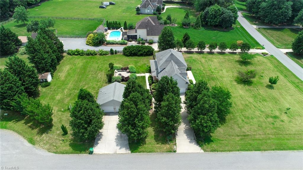 Reidsville, North Carolina 27320, United States, 3 Bedrooms Bedrooms, ,3 BathroomsBathrooms,Residential,Active,158124