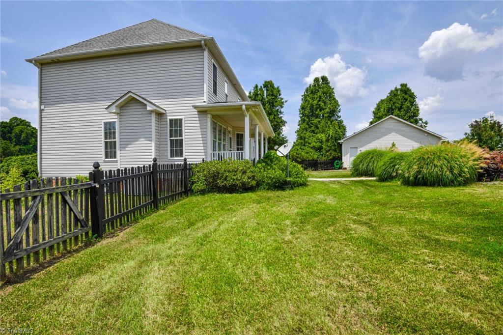 Reidsville, North Carolina 27320, United States, 3 Bedrooms Bedrooms, ,3 BathroomsBathrooms,Residential,Active,158124