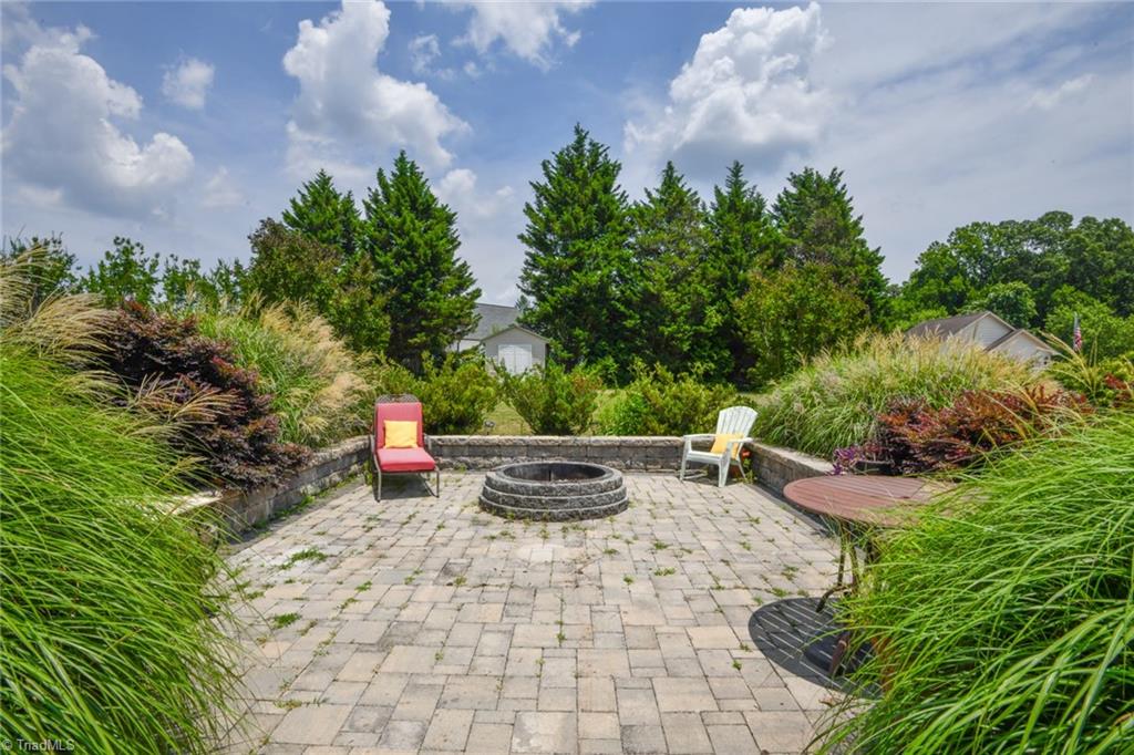 Reidsville, North Carolina 27320, United States, 3 Bedrooms Bedrooms, ,3 BathroomsBathrooms,Residential,Active,158124