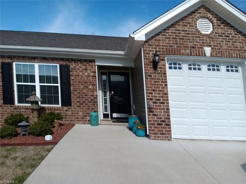 A home in Archdale