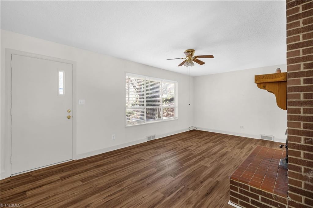 246 Piccadilly Drive