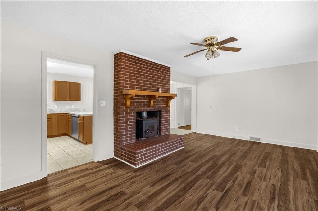 246 Piccadilly Drive