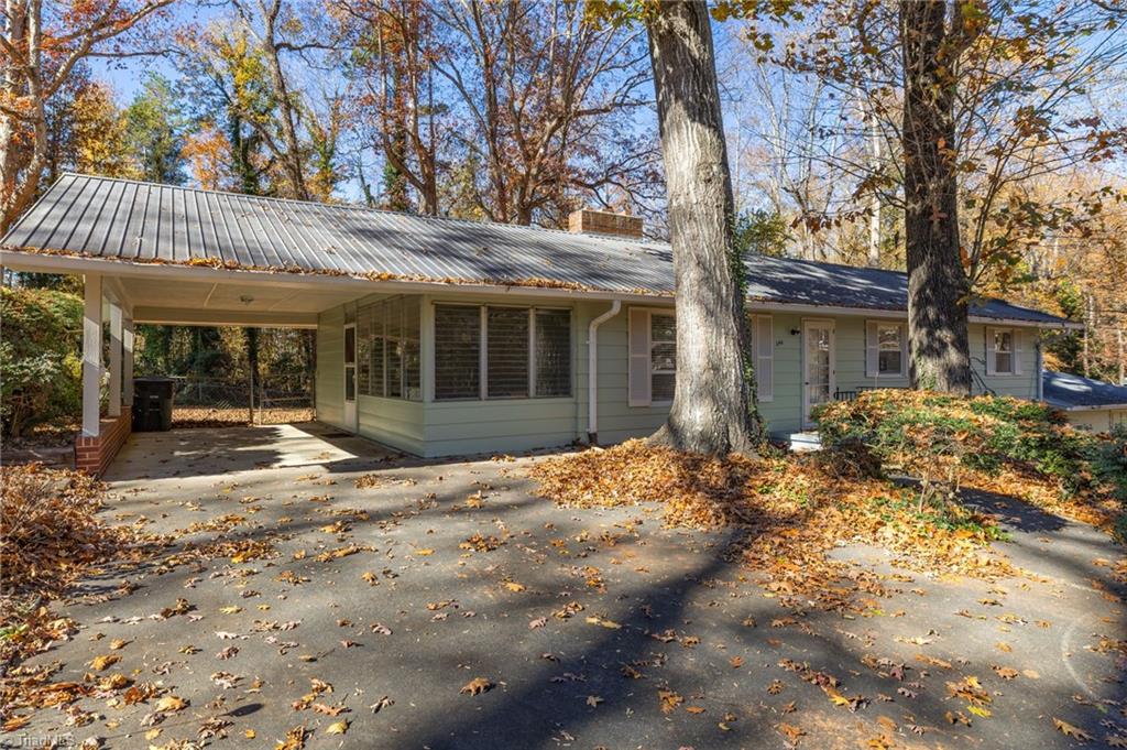 246 Piccadilly Drive