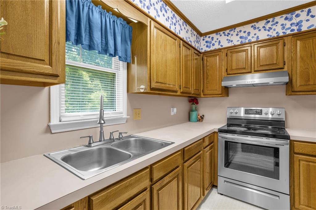 5527 Nc Highway 8, Germanton, North Carolina image 14