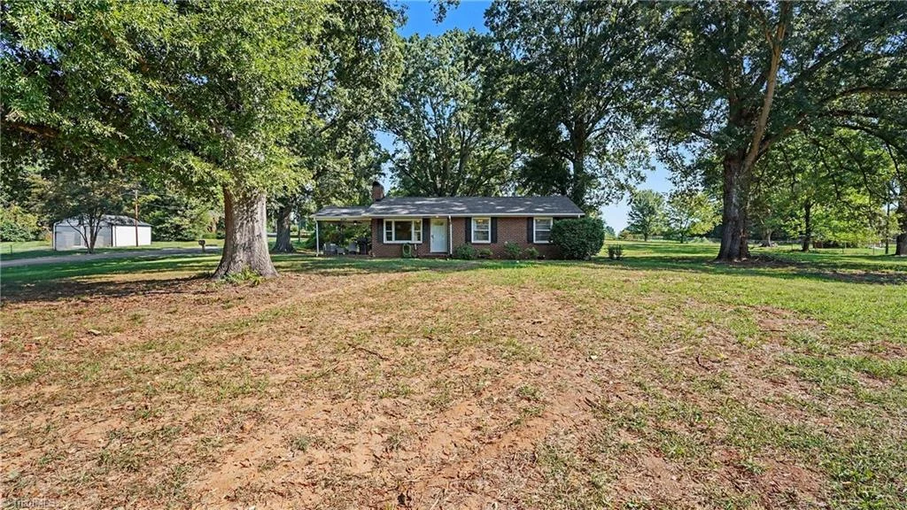 4129 High Point Road, Winston-salem, NC, 27107