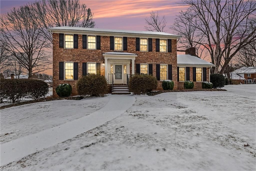 Photo of 7010 Stancliff Court, Clemmons, NC 27012 (MLS # 1207619)