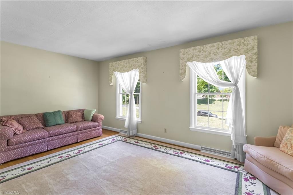 3405 Hillside Drive, High Point, North Carolina image 8
