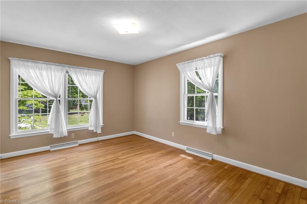 3405 Hillside Drive, High Point, North Carolina image 20